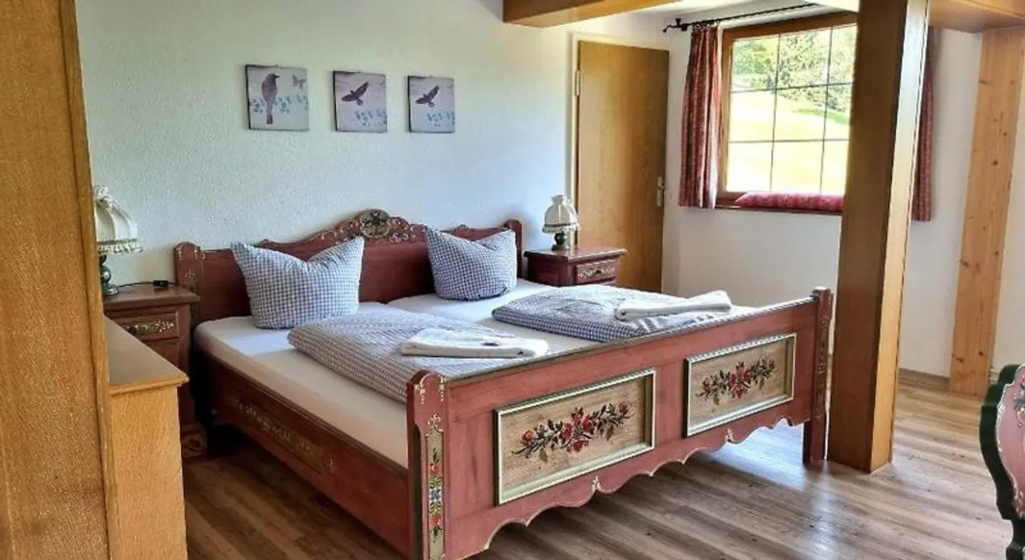 Almagmach ROOM_EXAMPLE