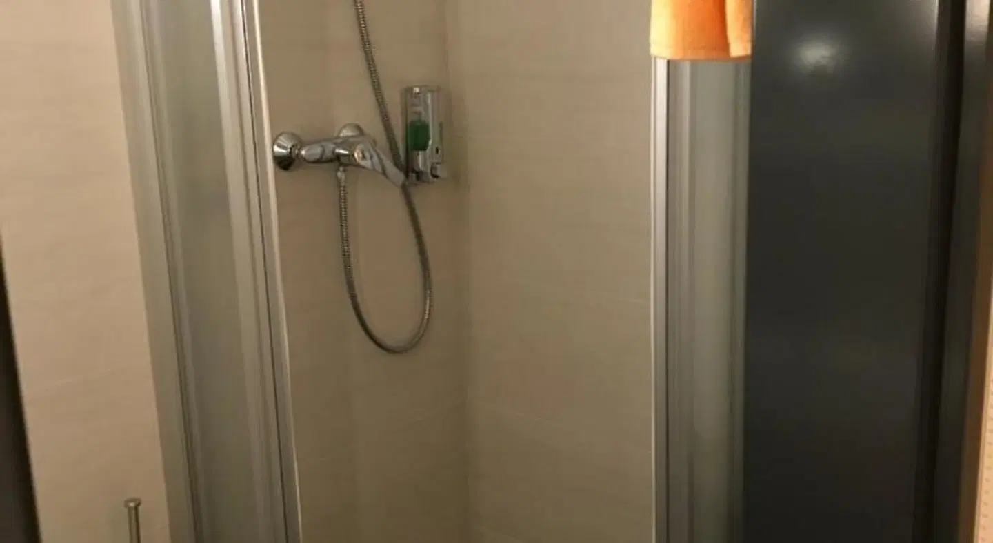 Kraftwerk Relax Motel Badezimmer