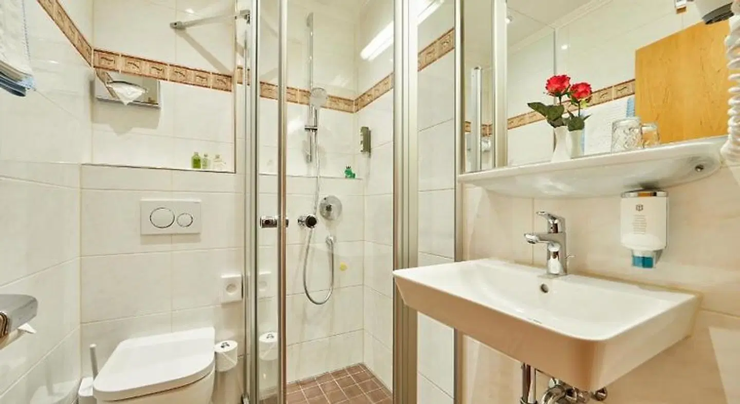 Aschenbrenner Badezimmer