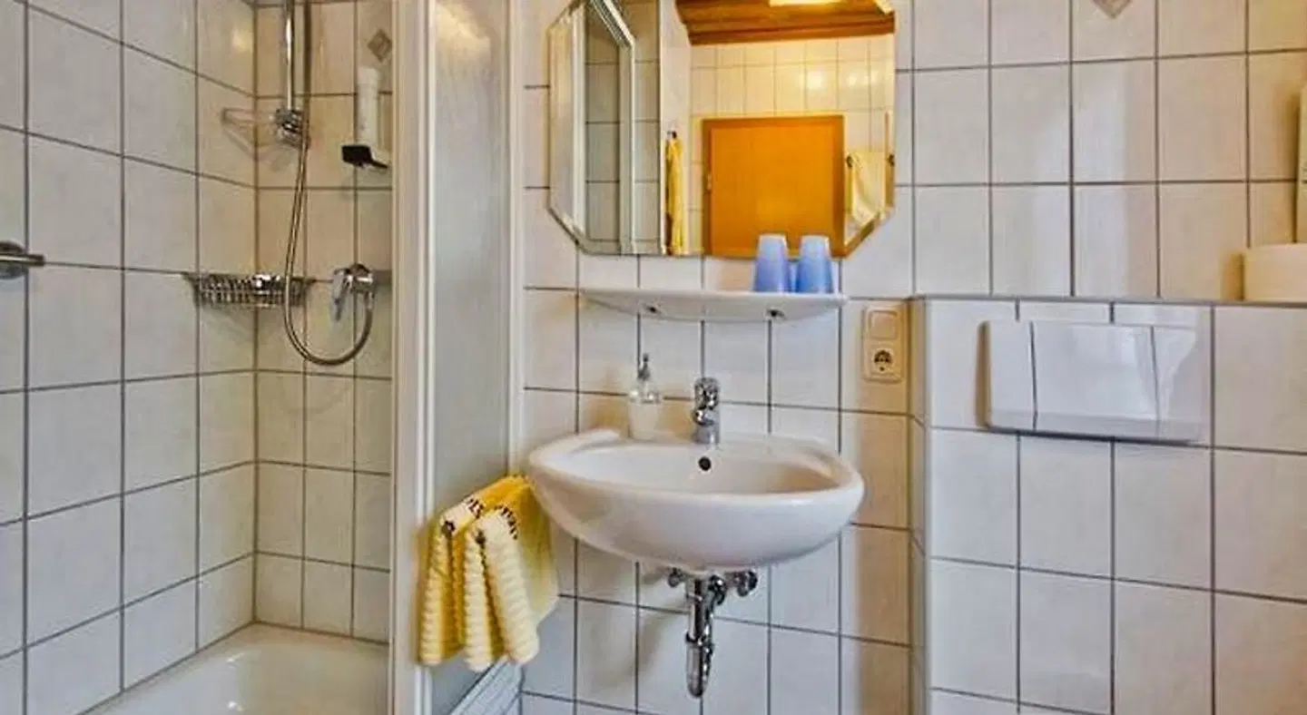 Gasthof & Pension Neuwirt Badezimmer