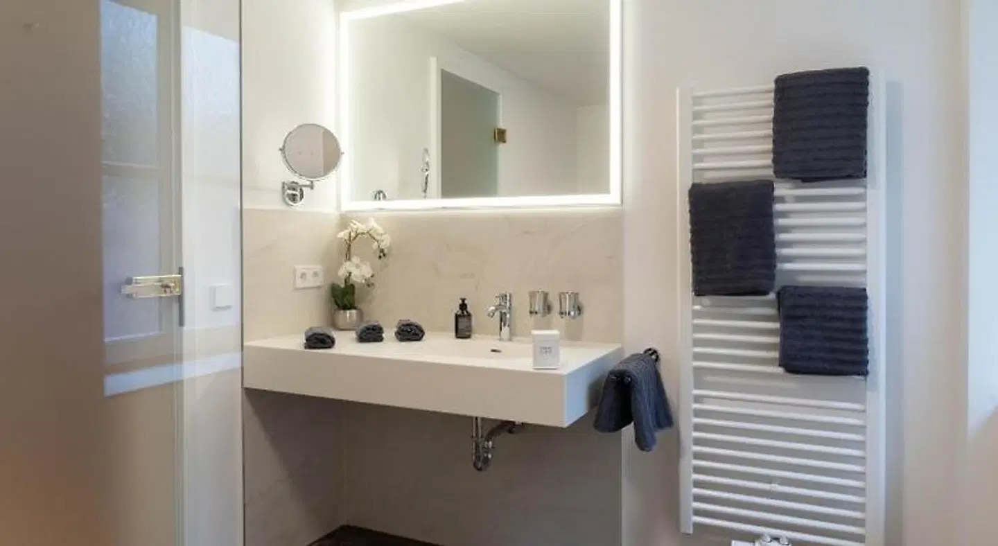 OSCARS Hotel 1415 Badezimmer