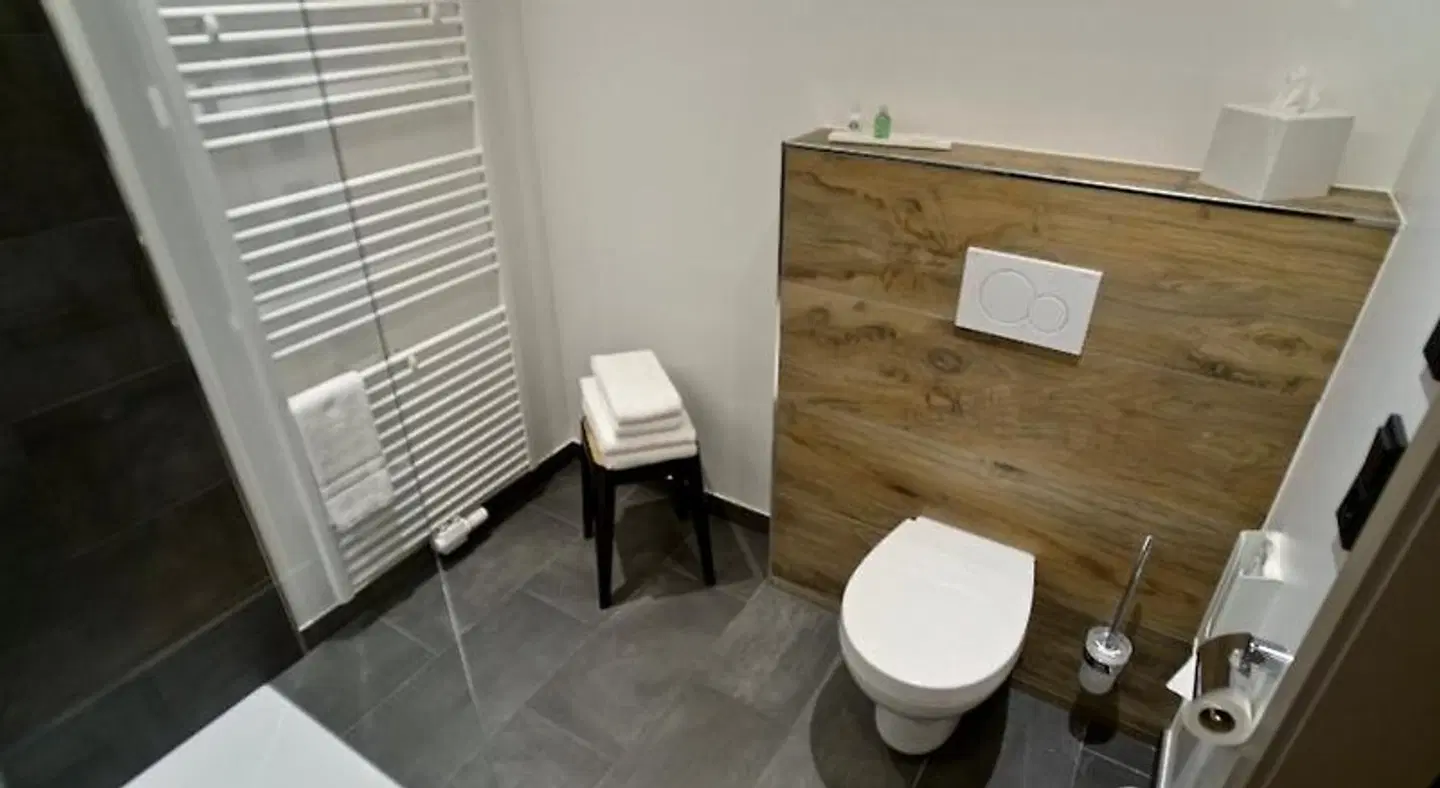 Bahnhof-Erzingen, hotel, coffee & more Badezimmer