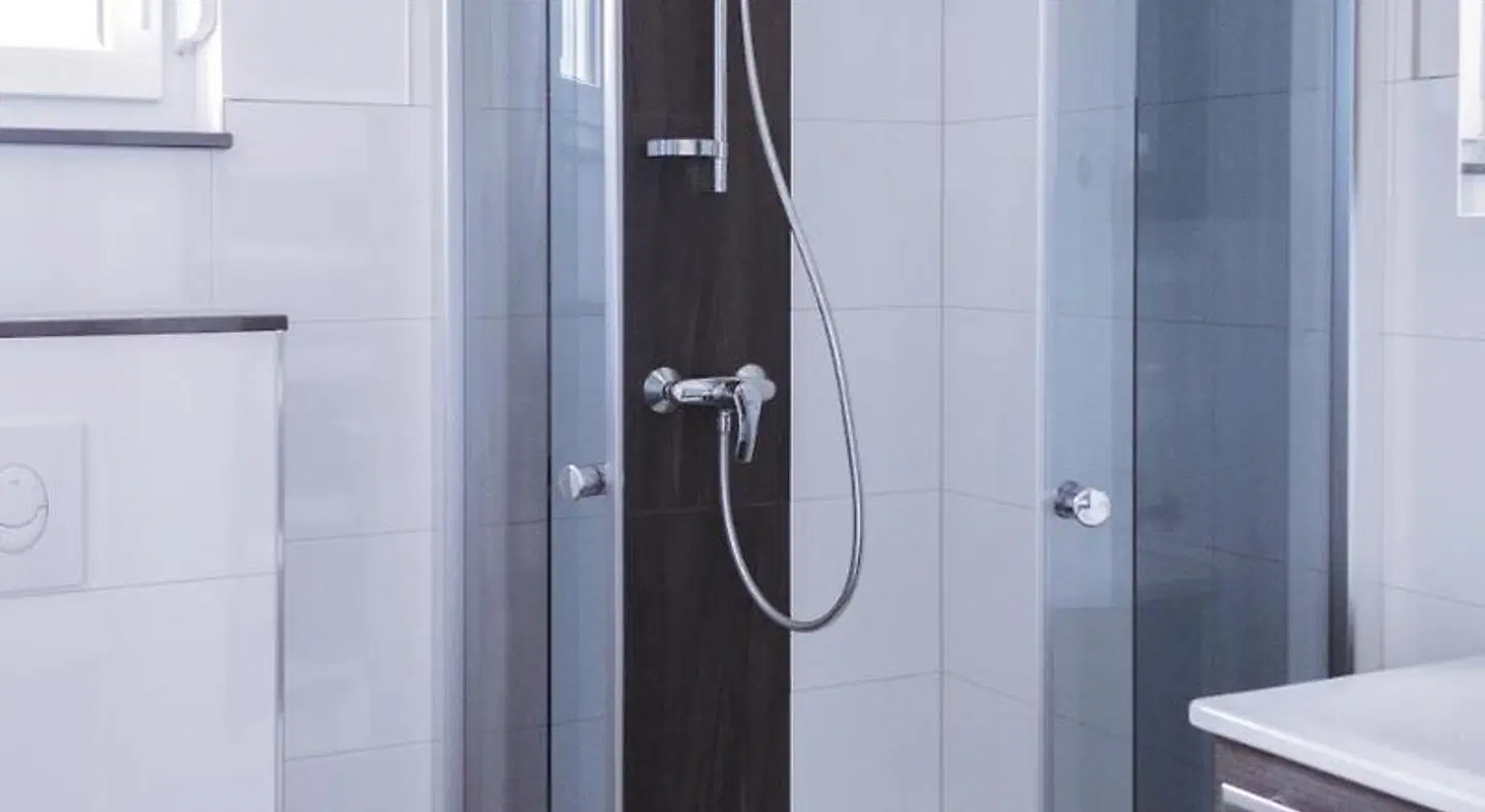 Glindower Alpen Pension Badezimmer