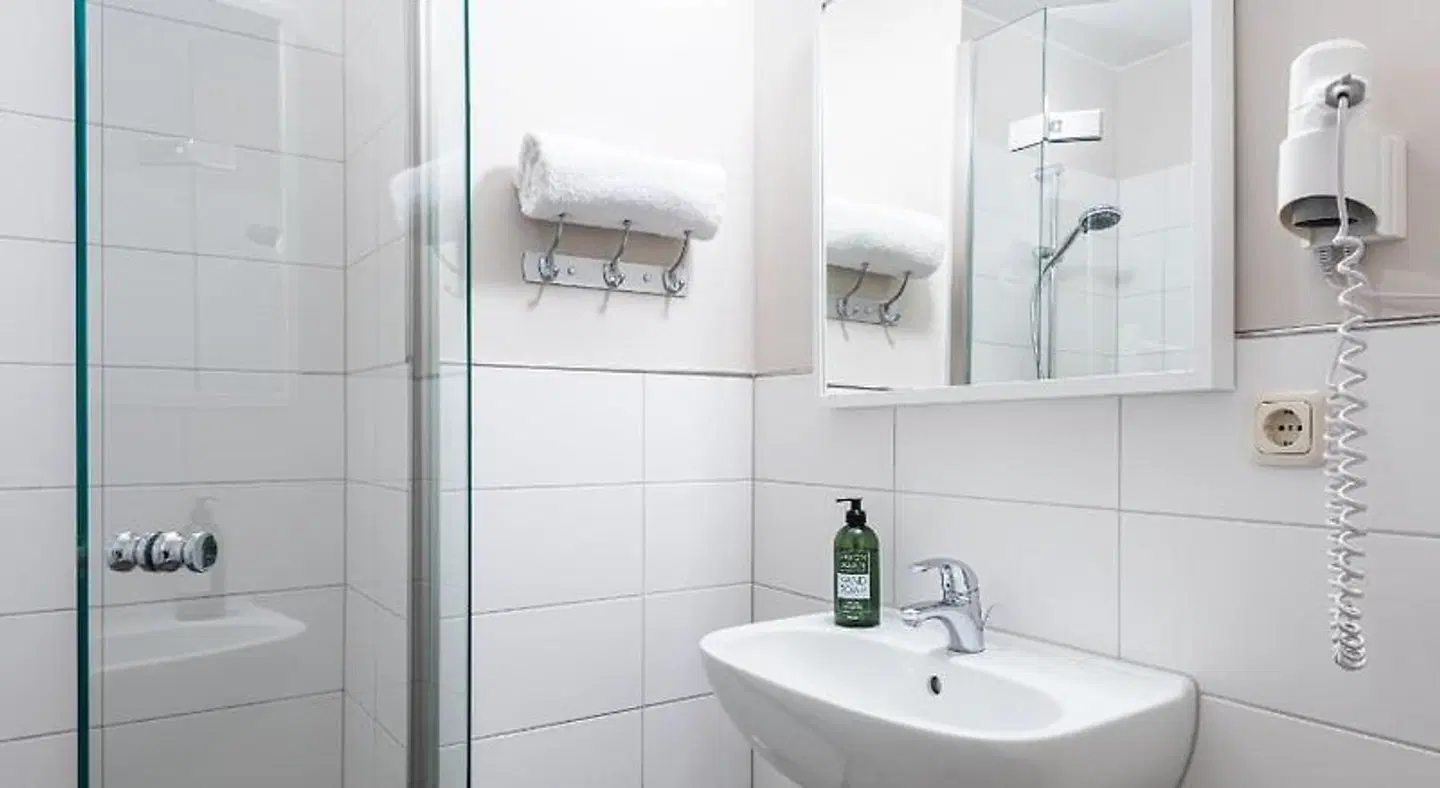 Klostergartenhotel Marienfließ Badezimmer