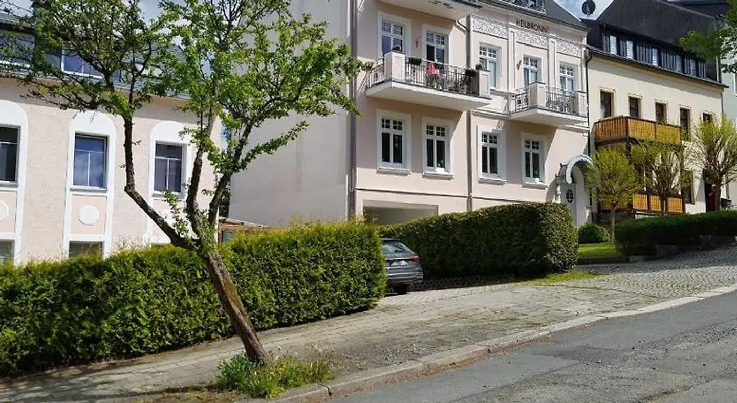 Hoffnung EXTERIOR