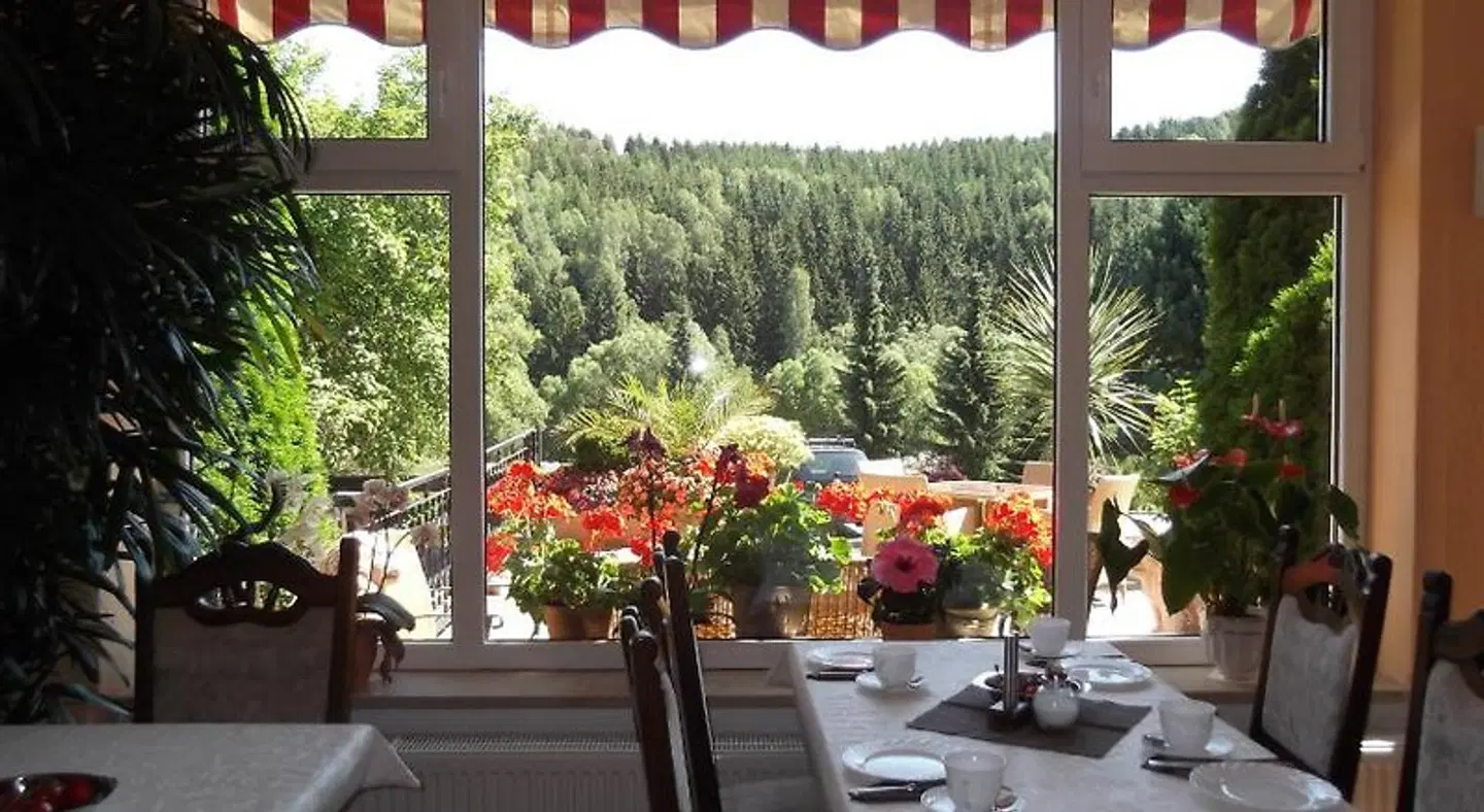 Am Waldhof Terrasse