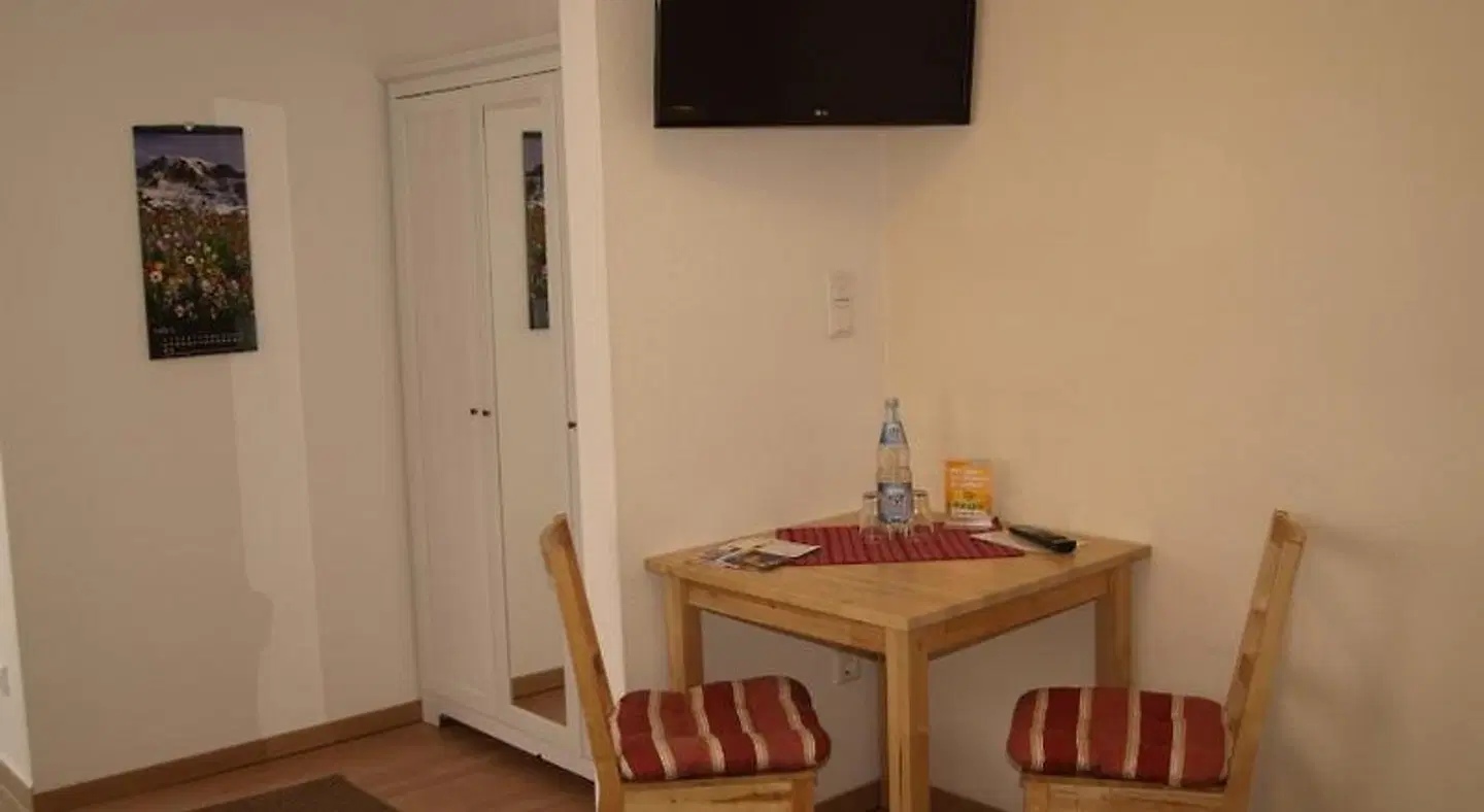 Gastehaus in der Gotthardtstraße HEALTH_BEAUTY