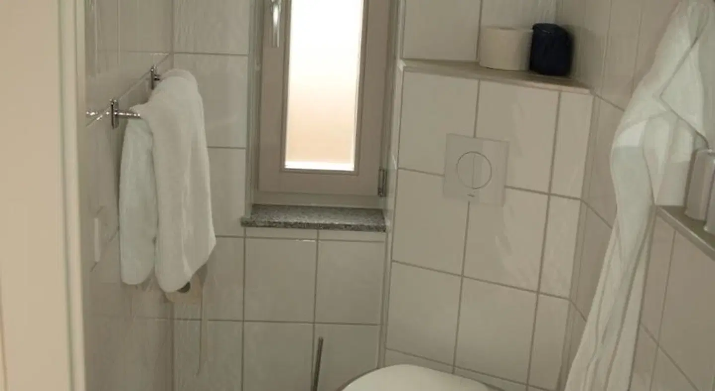 Gastehaus in der Gotthardtstraße Badezimmer
