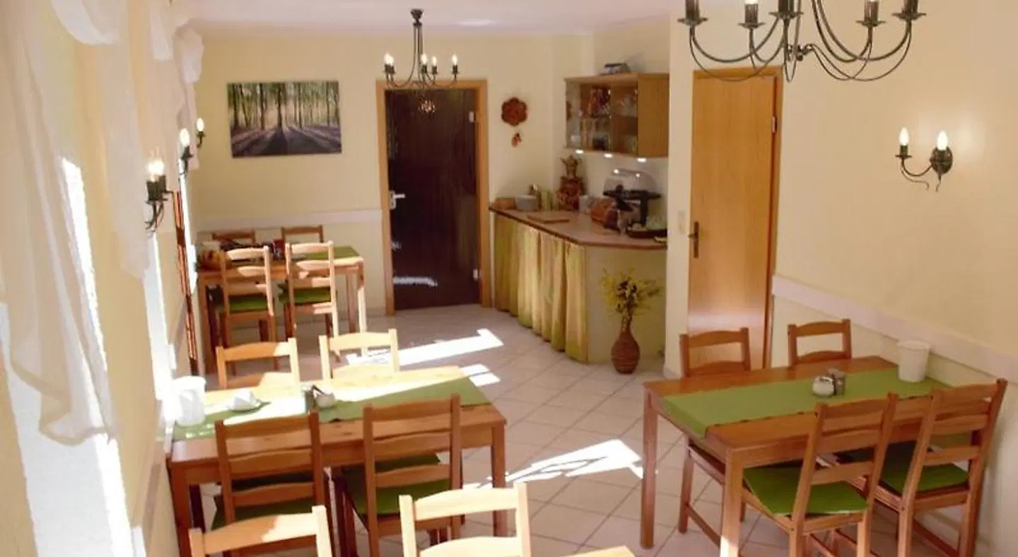Pension Ujut Bar
