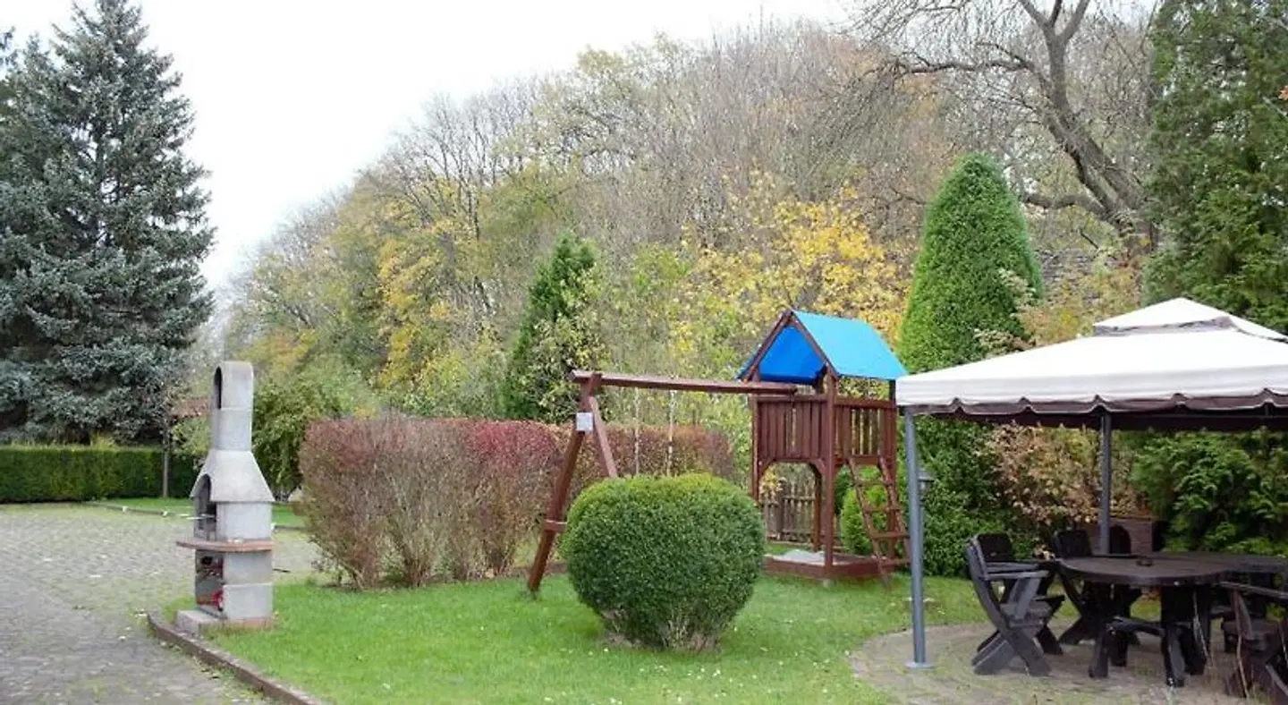 Pension Ujut Garten