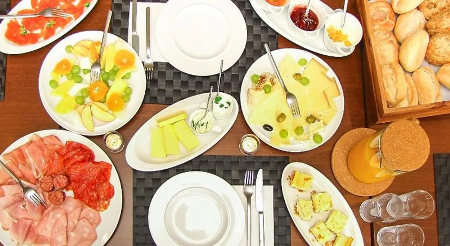 DAS TANN rooms & wine Restaurant