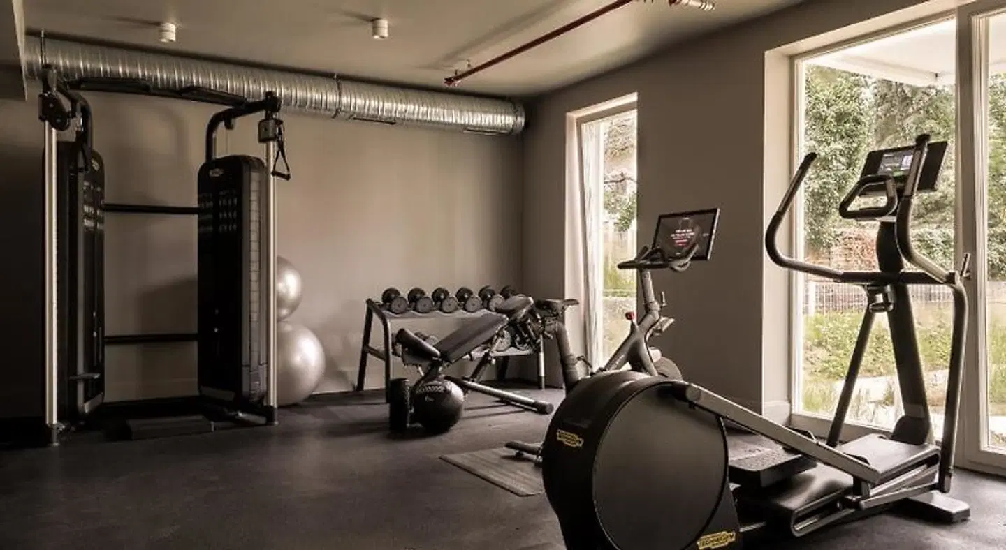 the breeze SPORTS_AND_LEISURE