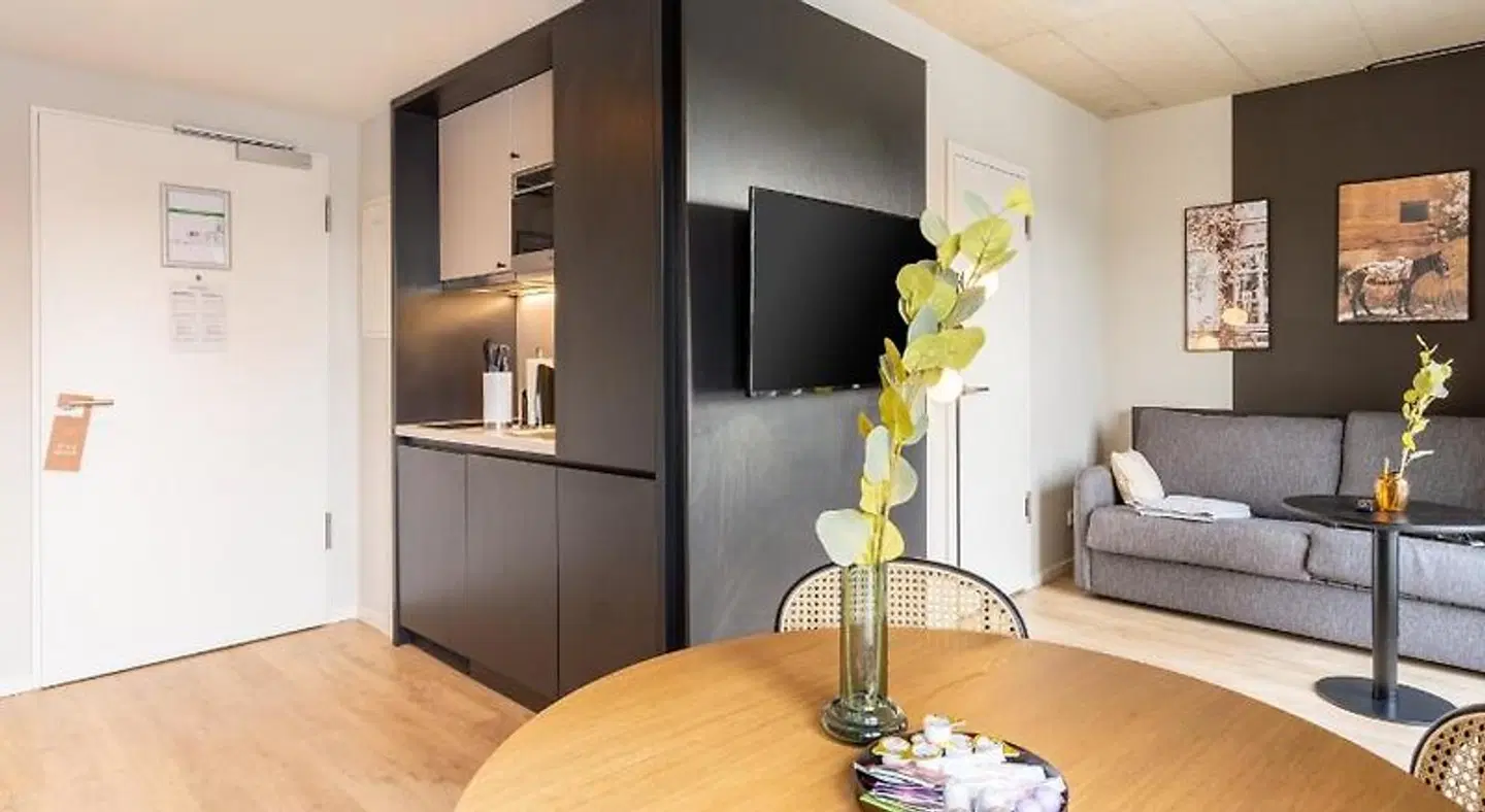 limehome Dusseldorf Stresemannstraße - Digital Access ROOM_EXAMPLE