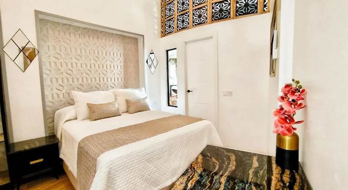 Buendia Suites ROOM_EXAMPLE