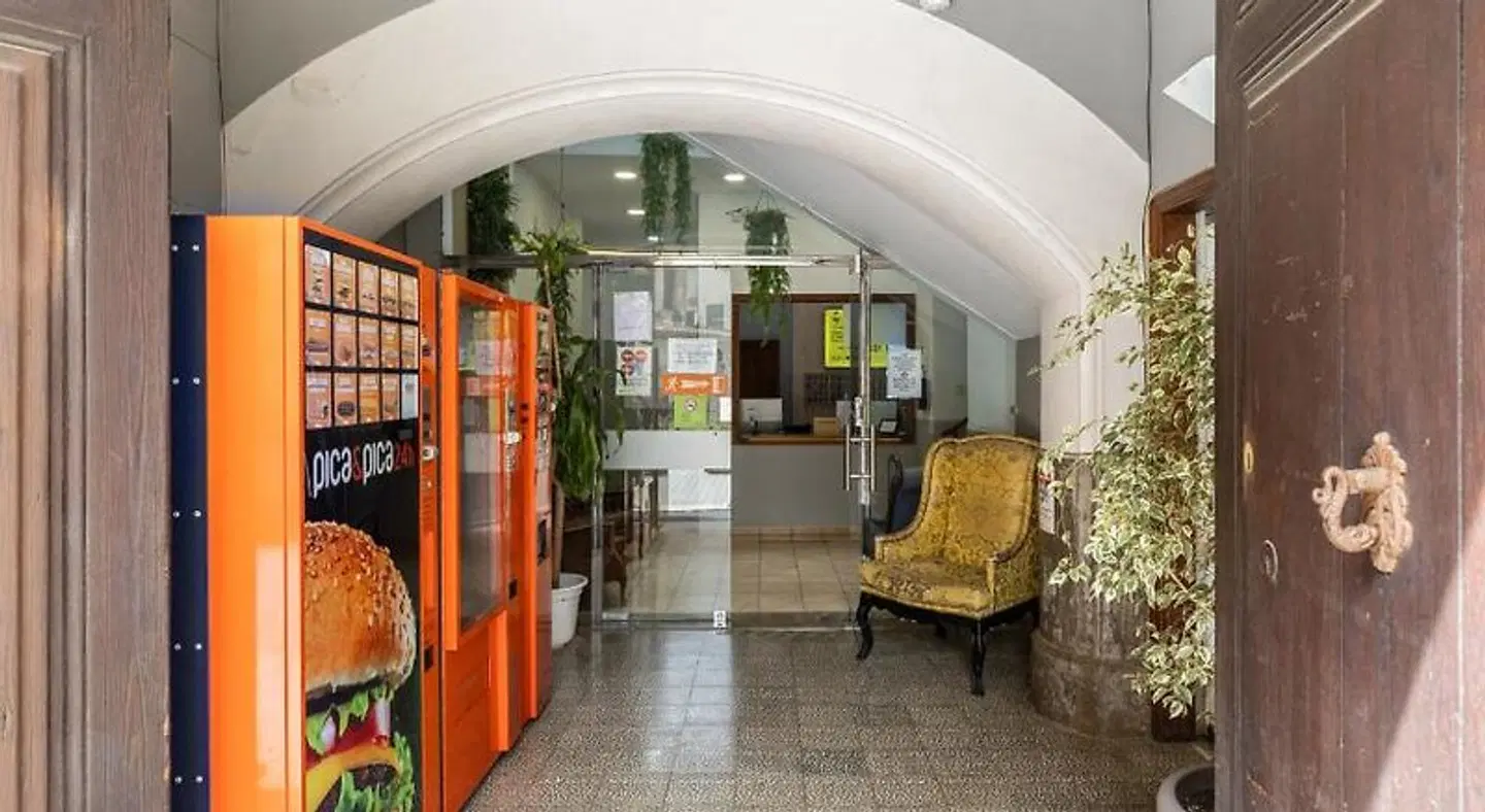 El Josemari Youth Hostel LOUNGE_LOBBY