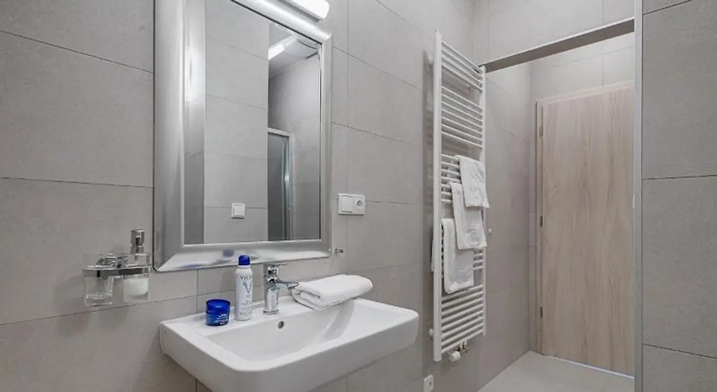 G'Old Art Apartments Badezimmer