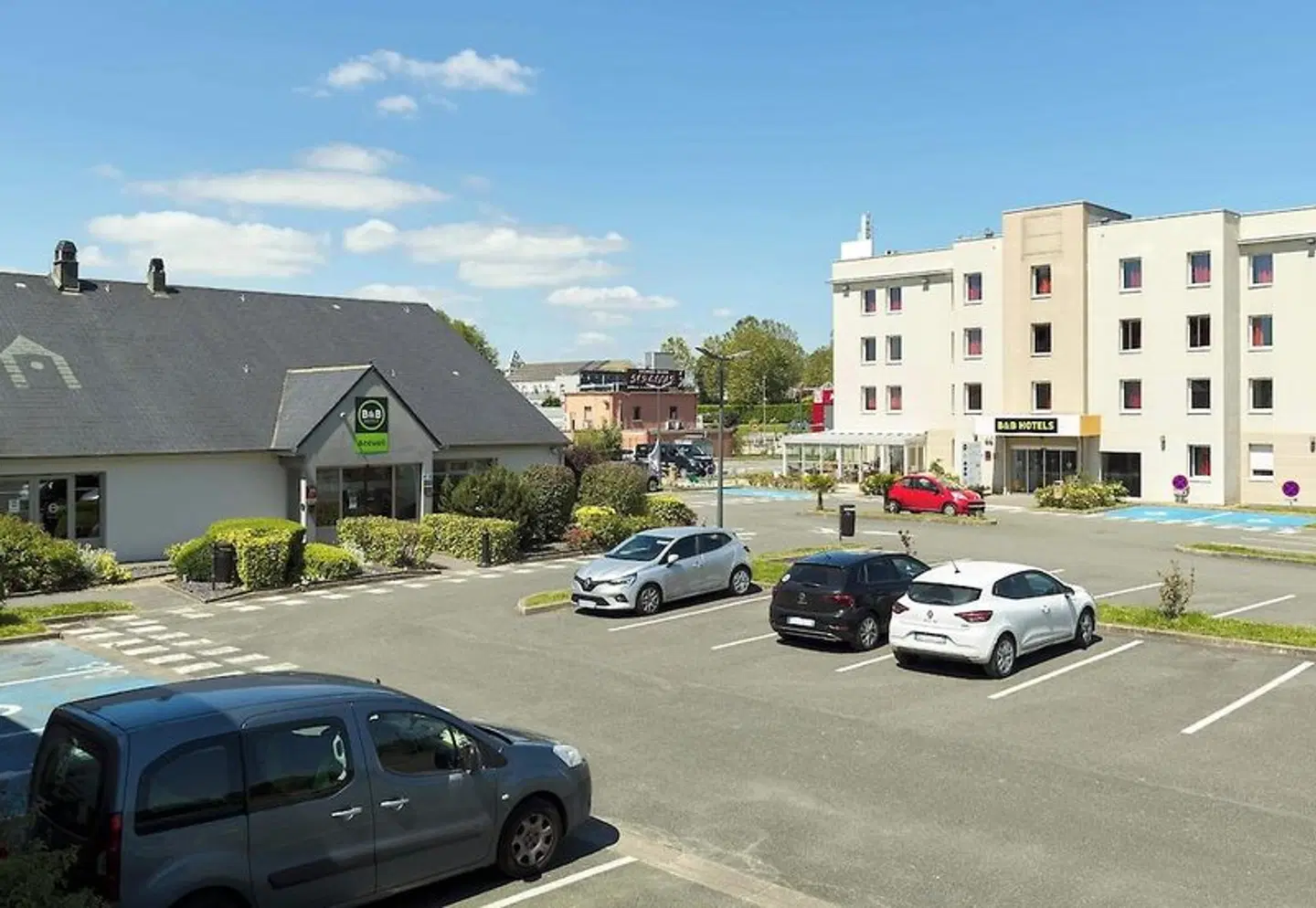 B&B HOTEL Saint-Witz Roissy SPORTS_AND_LEISURE