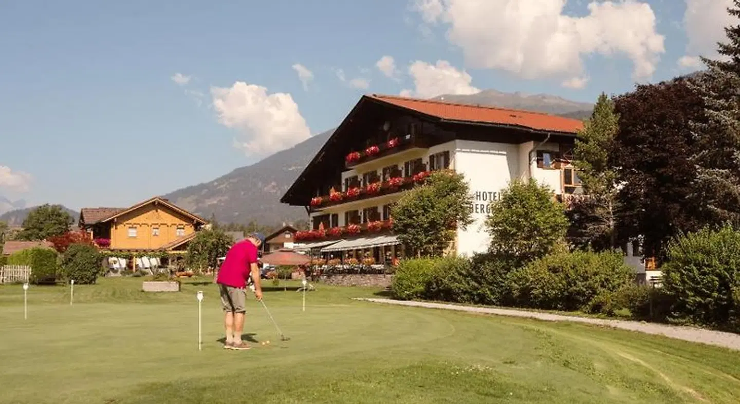 Berghof EXTERIOR