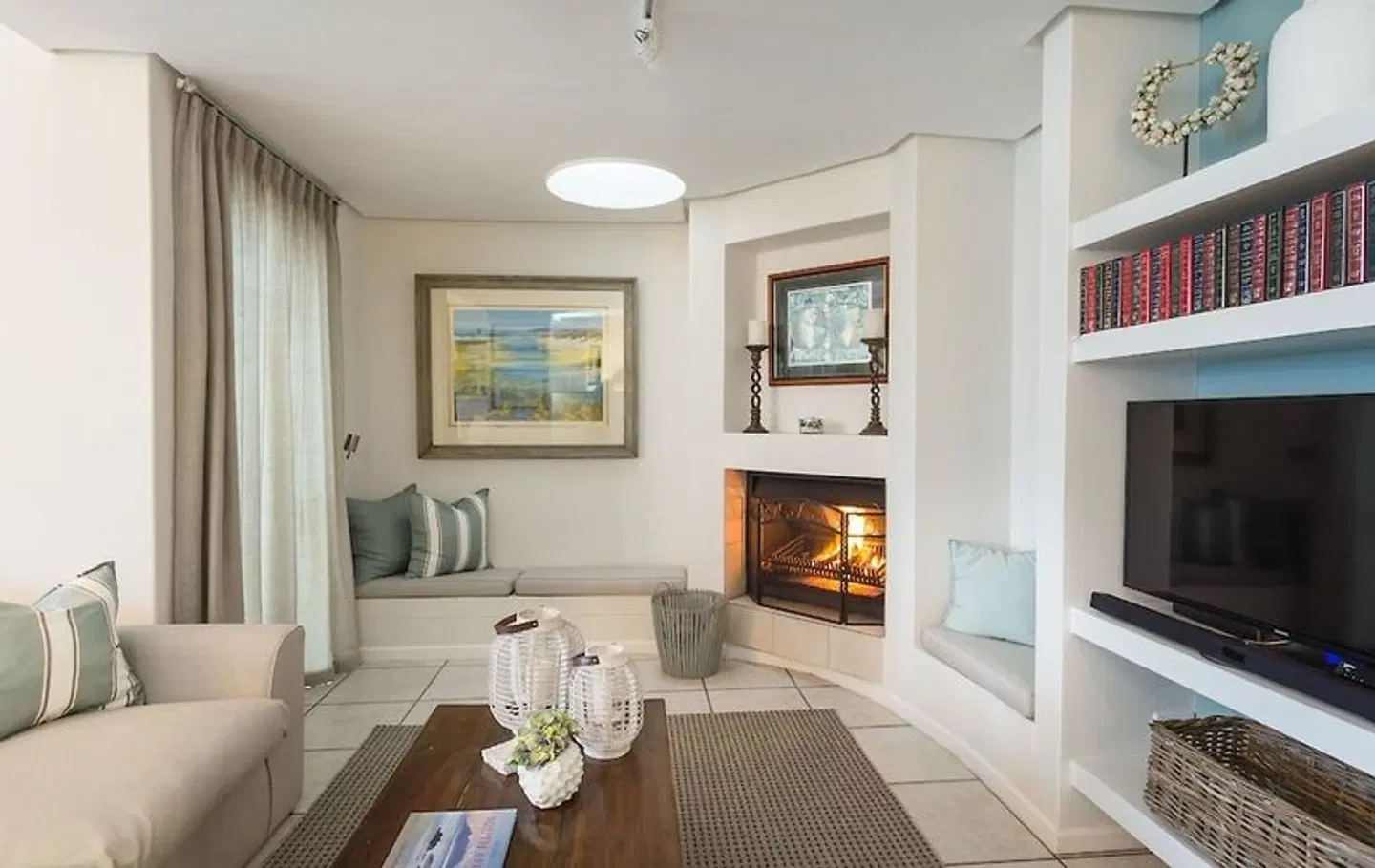 Ocean Watch Guest House ROOM_EXAMPLE