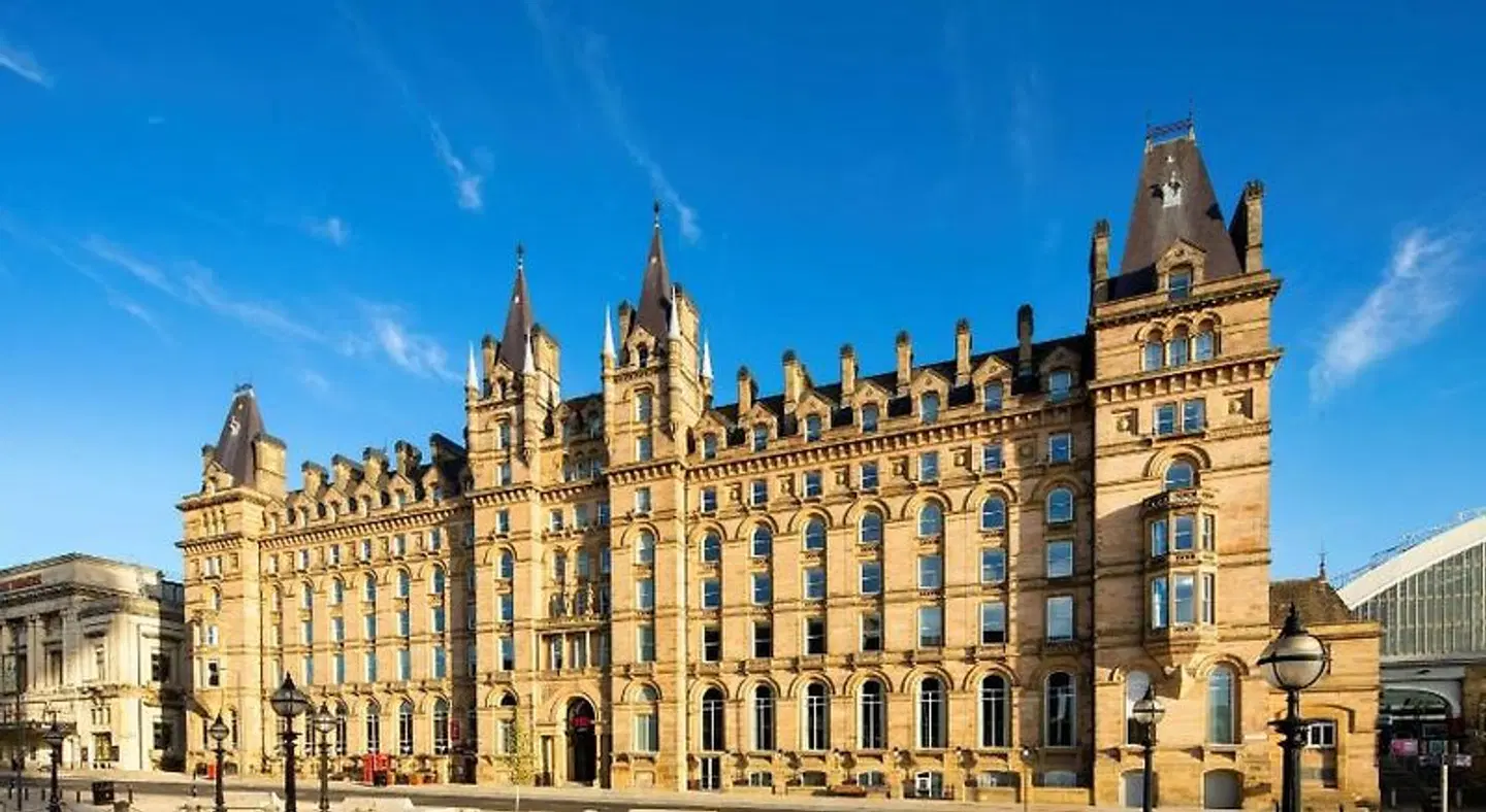 Radisson RED Hotel, Liverpool EXTERIOR