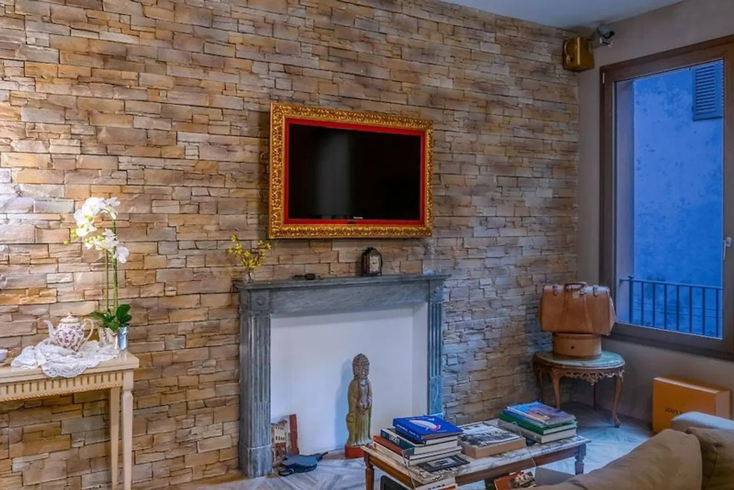 051Suites ROOM_EXAMPLE