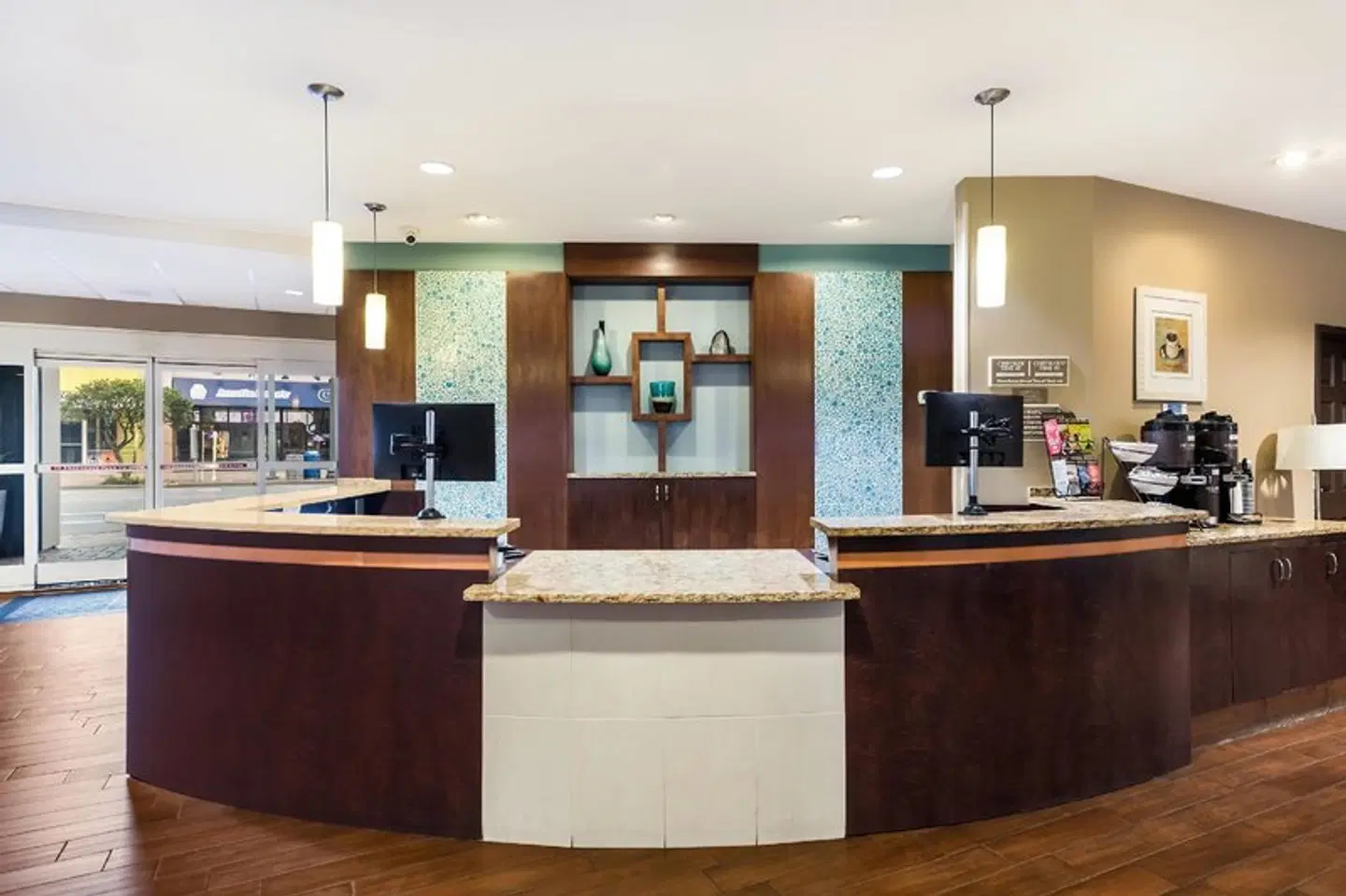 Country Inn & Suites by Radisson, Virginia Beach (Oceanfront), VA LOUNGE_LOBBY