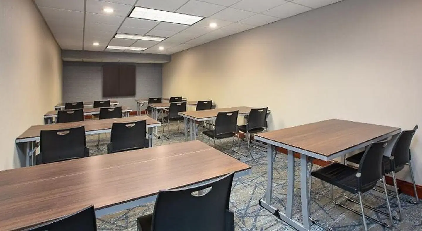 Holiday Inn Express & Suites Grand Rapids-North by IHG Konferenz