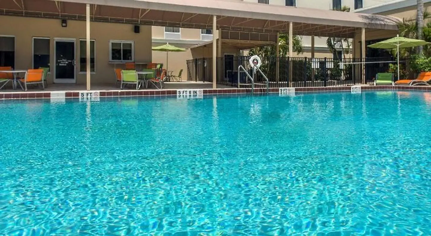Holiday Inn Melbourne-Viera Conference Ctr by IHG OUTDOOR_POOL