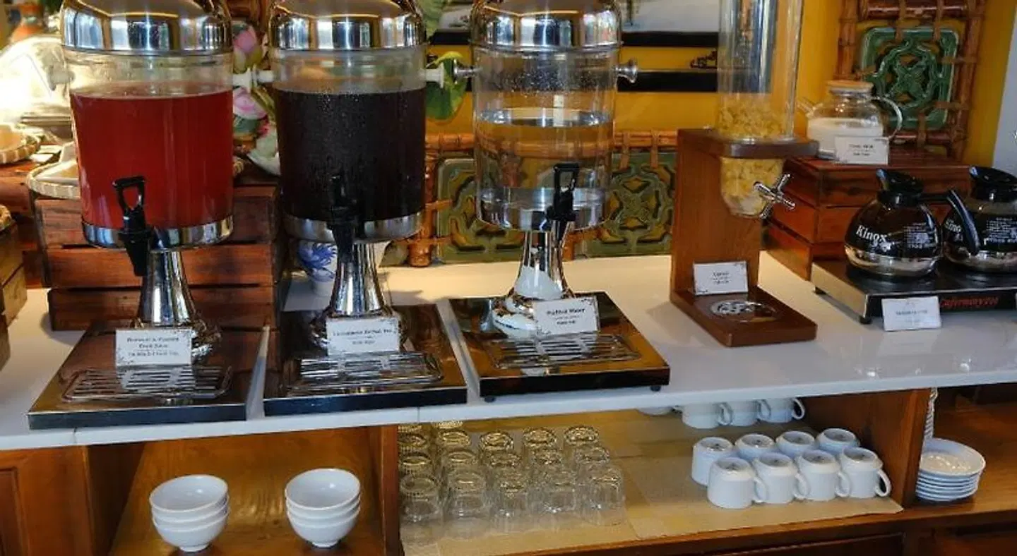 Duc Vuong Hotel Restaurant