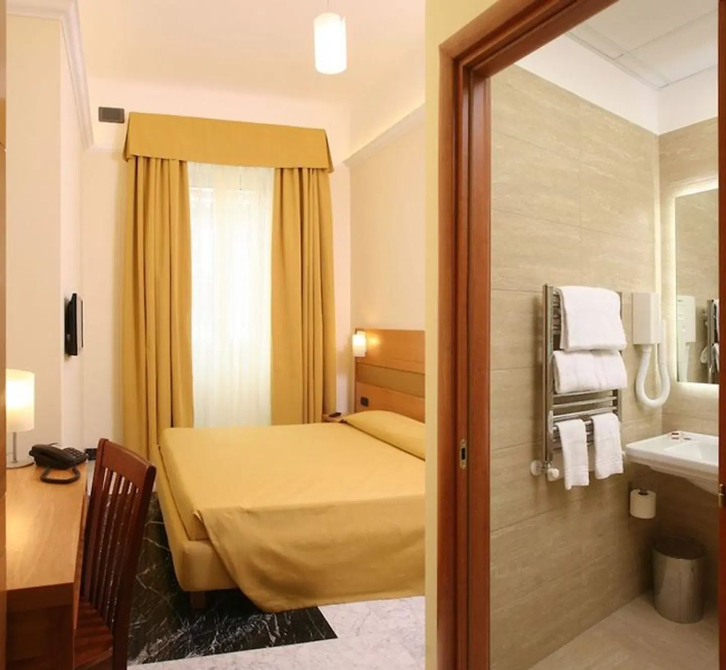 Moscatello ROOM_EXAMPLE