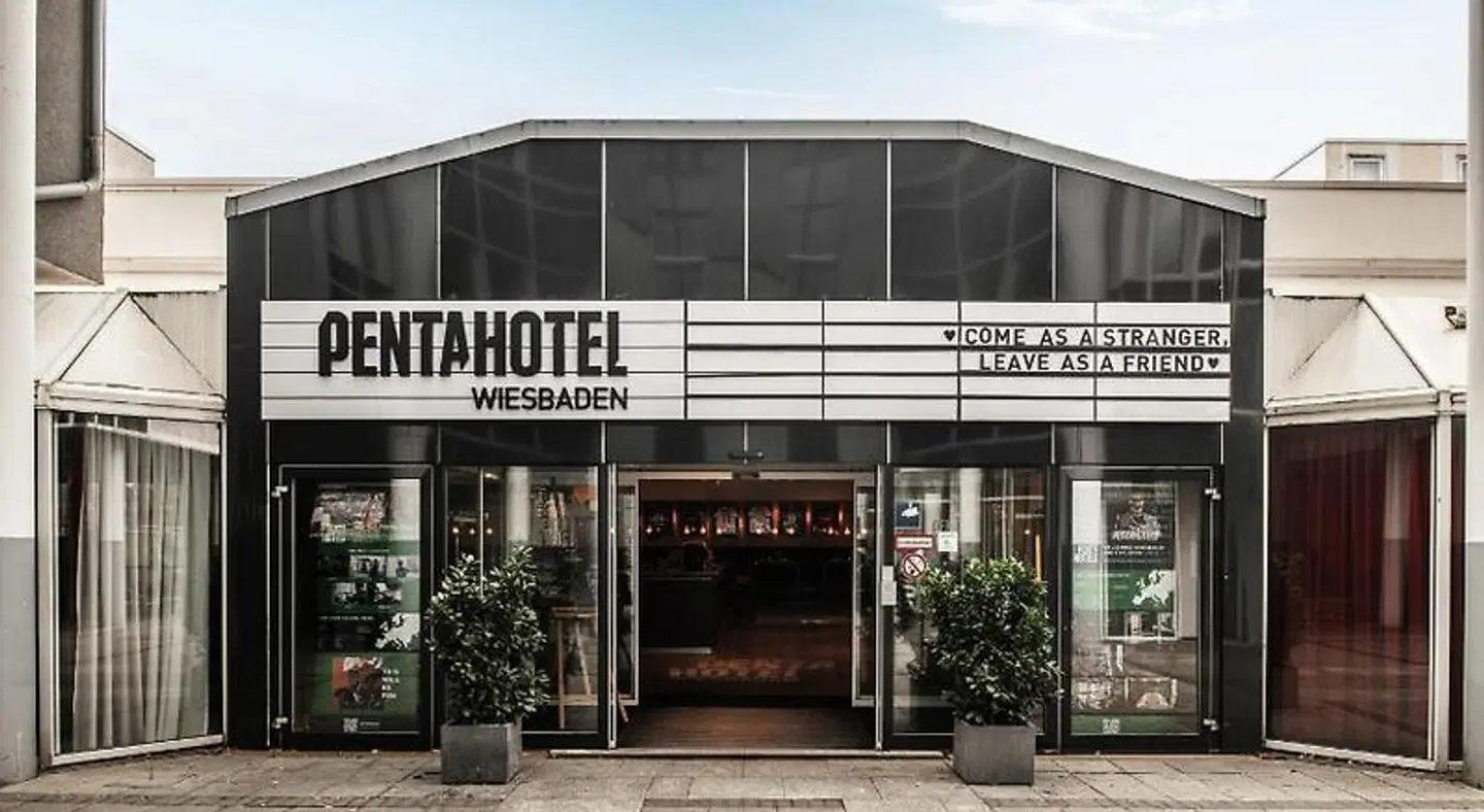 Pentahotel Wiesbaden EXTERIOR