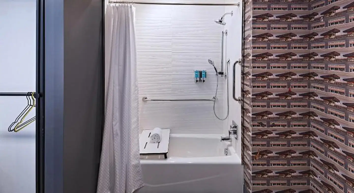 Aloft by Marriott Little Rock West Badezimmer
