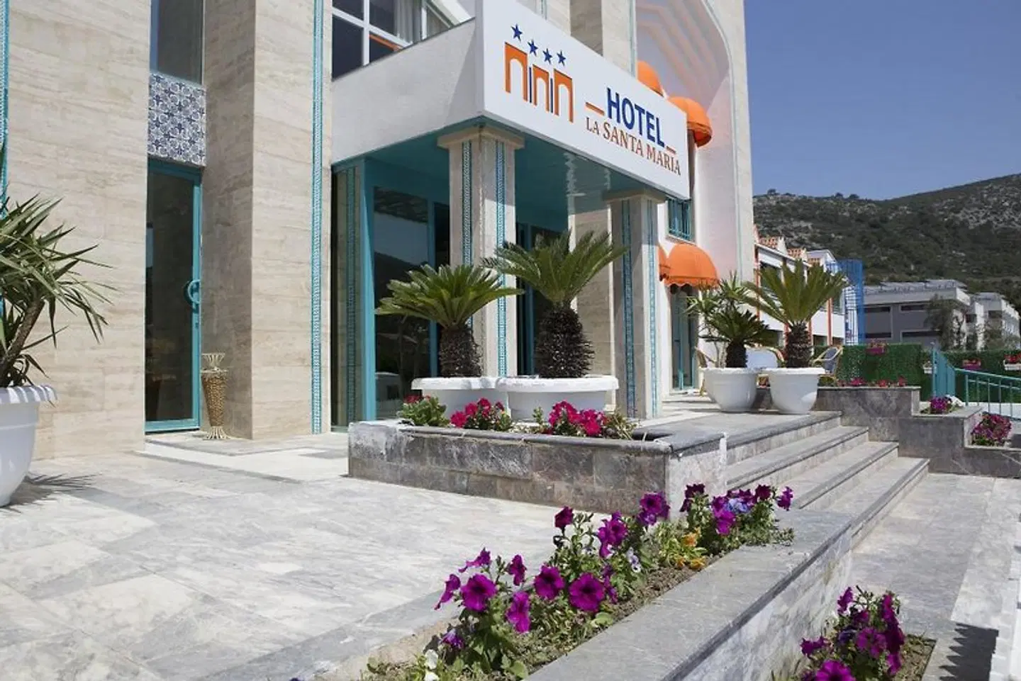 Proxima Hotel EXTERIOR