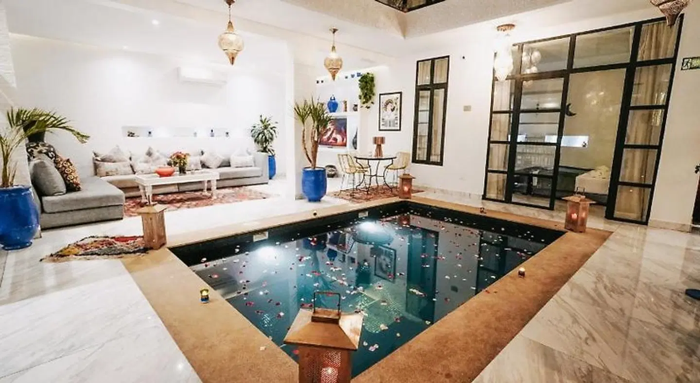 Riad Nolita Hallenbad