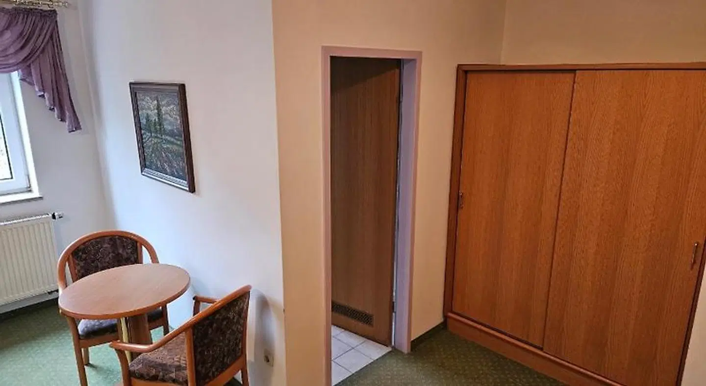 Burgwald ROOM_EXAMPLE