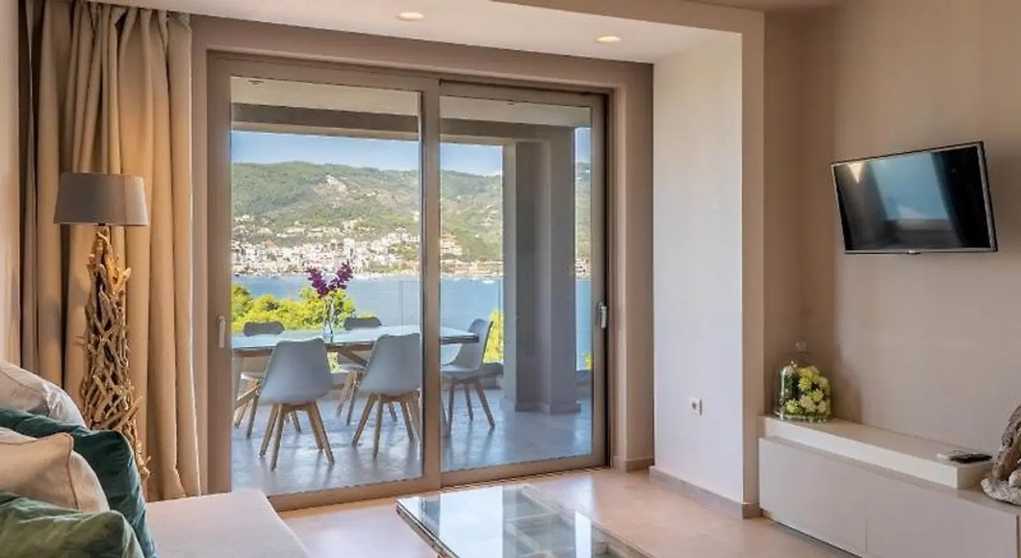 Core Luxury Suites ROOM_EXAMPLE