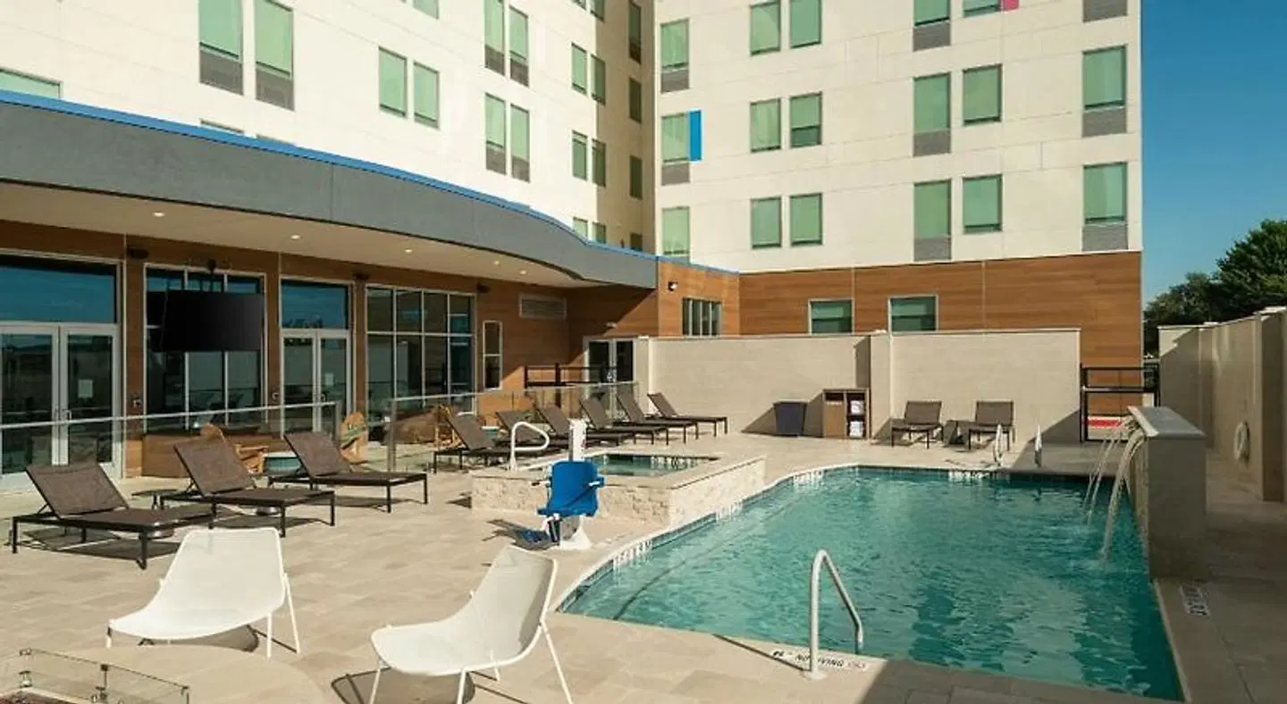 Aloft by Marriott DFW Airport North OUTDOOR_POOL