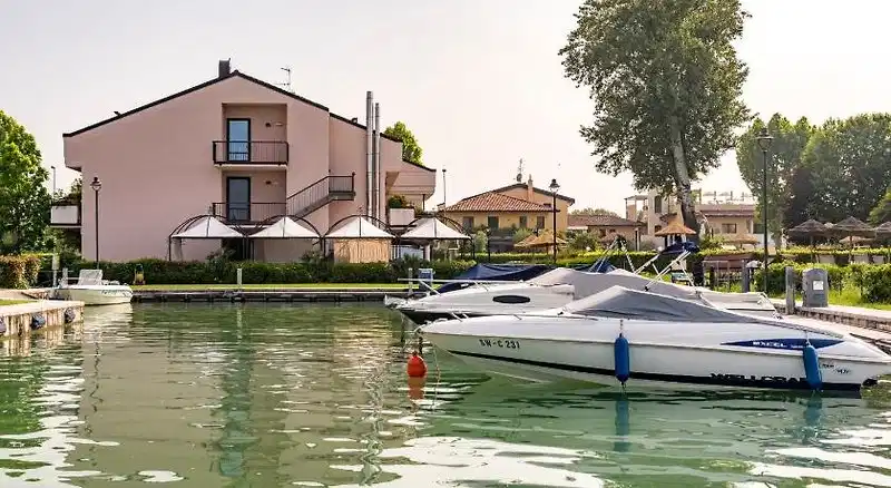 Yachting Hotel Mistral – Hotelfoto