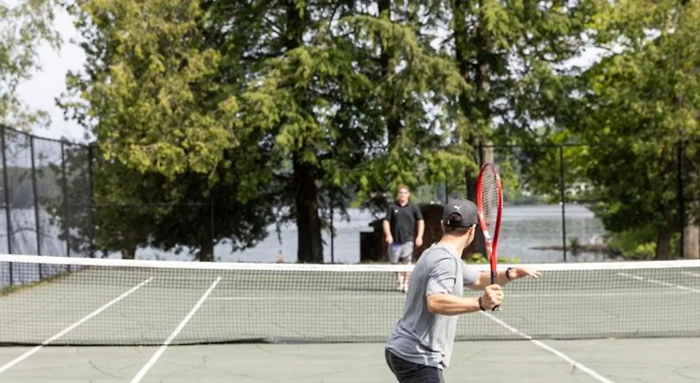 Sherwood Inn SPORTS_AND_LEISURE