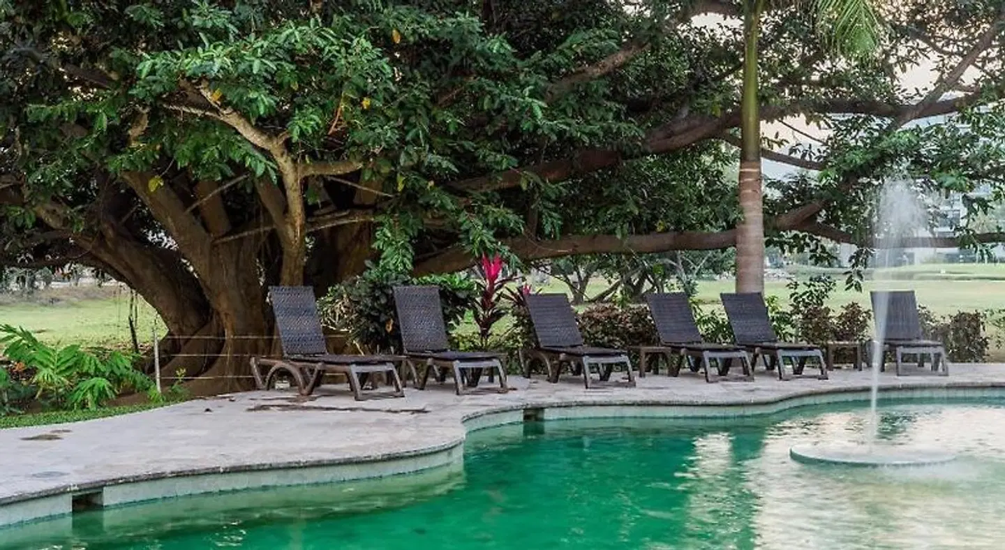 Comfort Inn Puerto Vallarta OUTDOOR_POOL