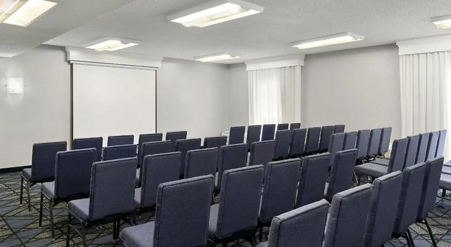 Courtyard by Marriott Birmingham Hoover Konferenz