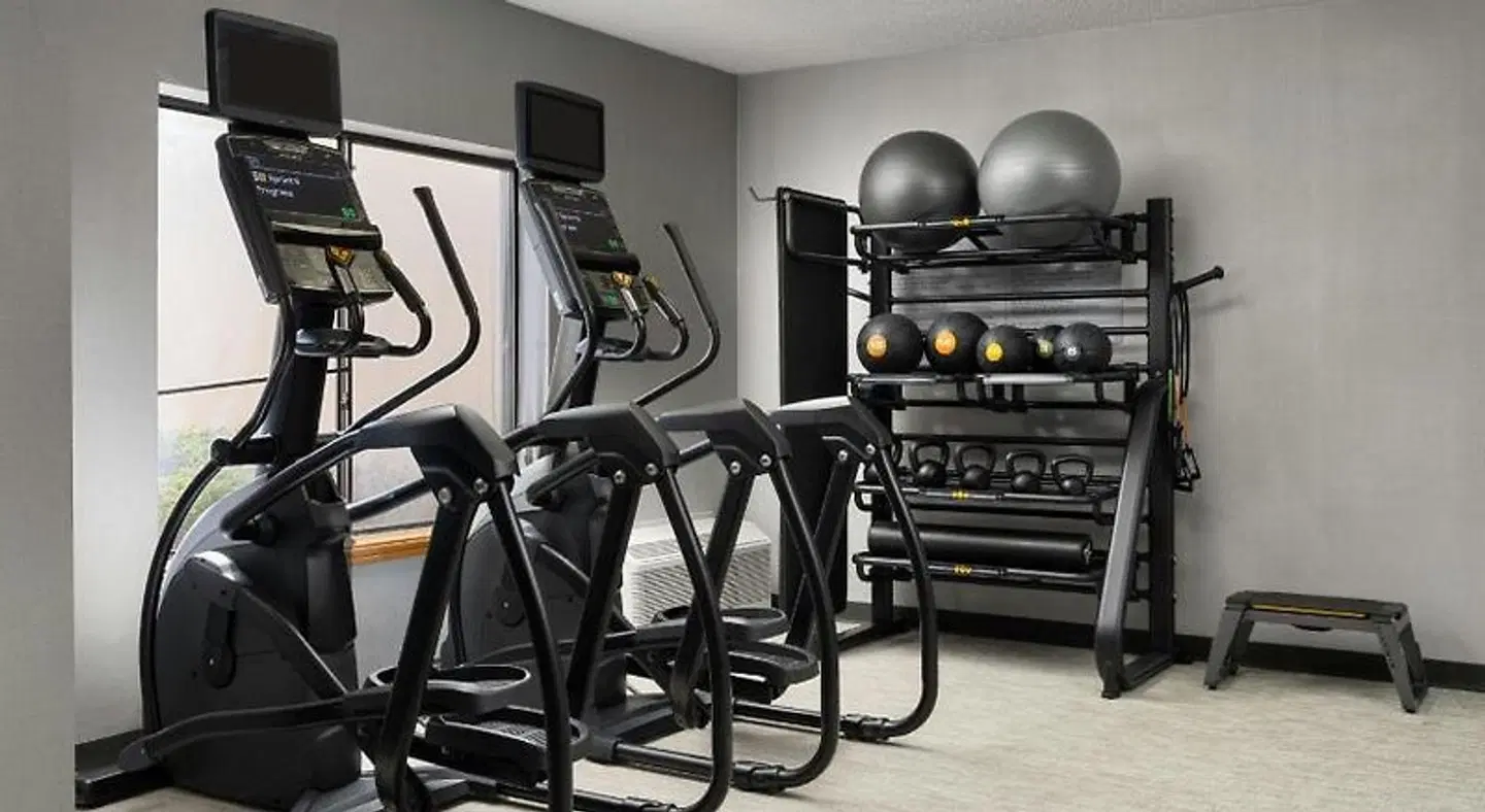 Courtyard by Marriott Birmingham Hoover SPORTS_AND_LEISURE