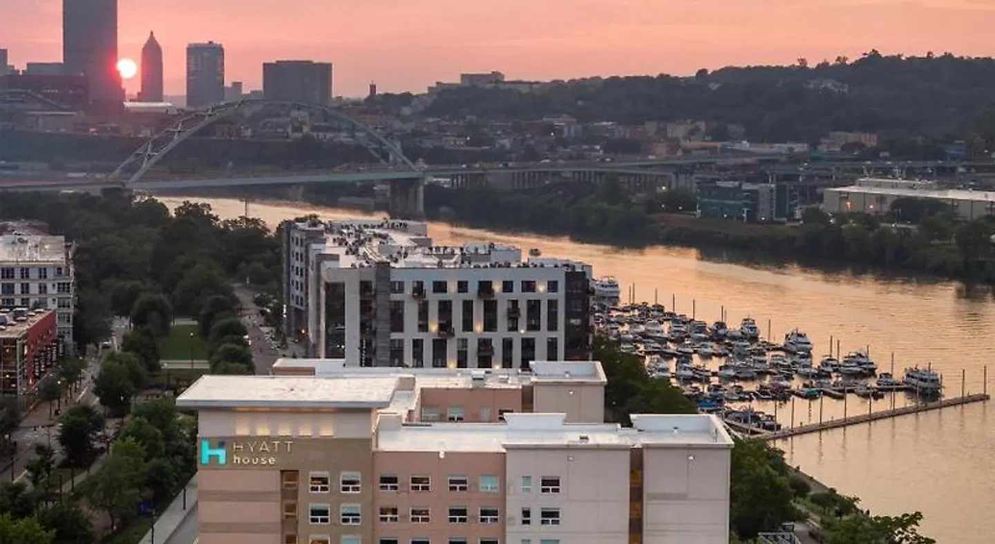 Hyatt House Pittsburgh South Side LANDSCAPE