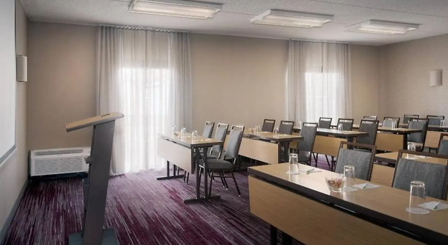 Courtyard by Marriott Syracuse Carrier Circle Konferenz