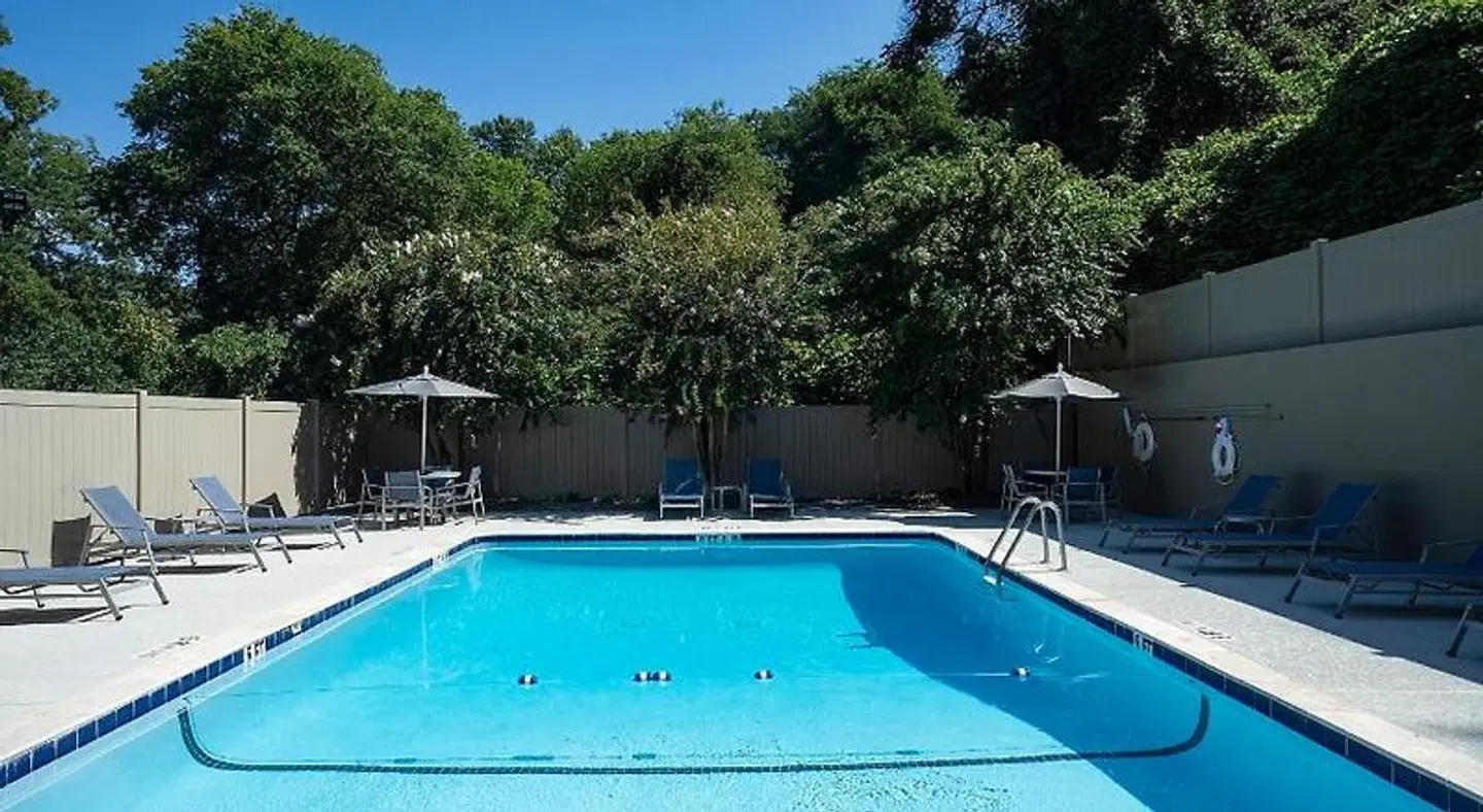 Holiday Inn Express Athens-University Area by IHG OUTDOOR_POOL