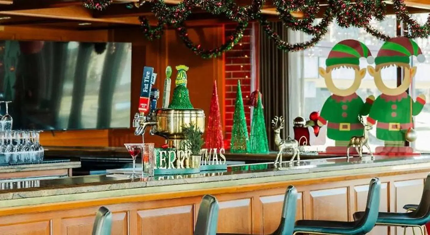 Hyatt Lodge Oak Brook Chicago Bar