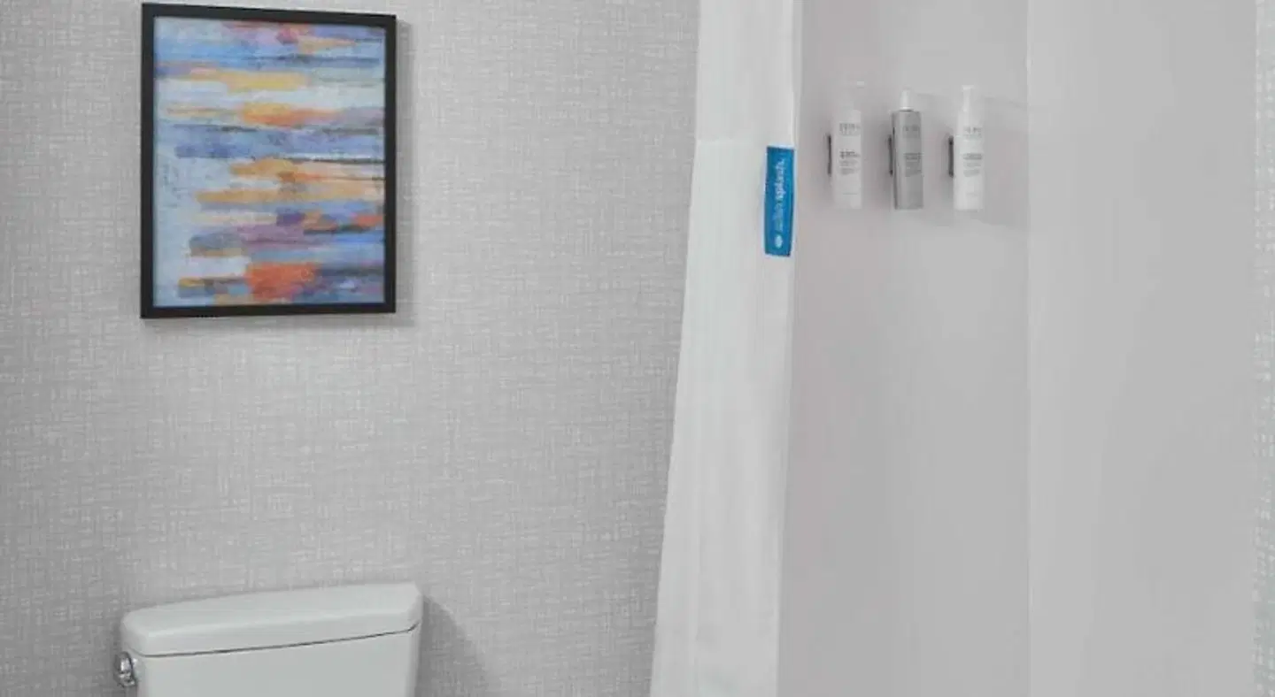 Hampton Inn & Suites Saratoga Springs Downtown Badezimmer