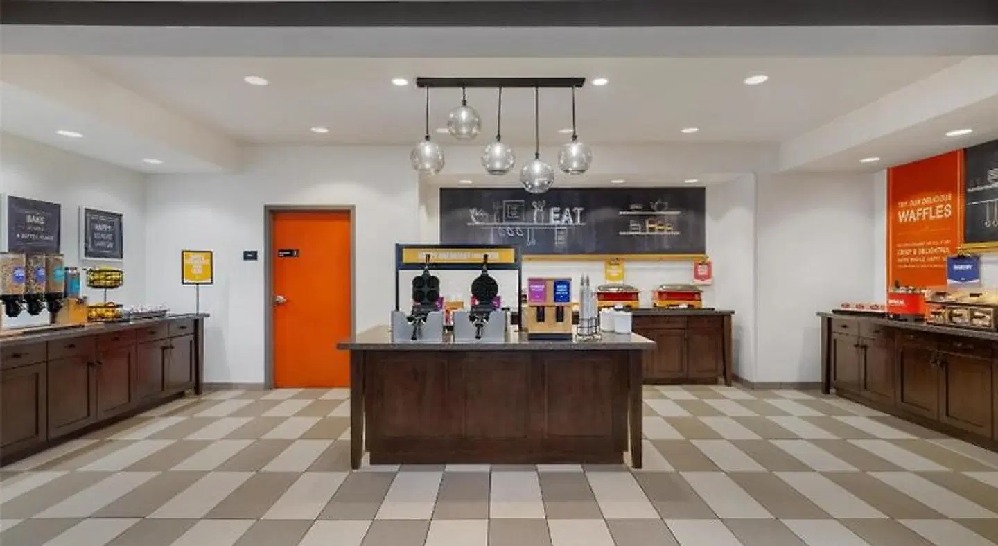 Hampton Inn & Suites I-35/Mulvane LOUNGE_LOBBY