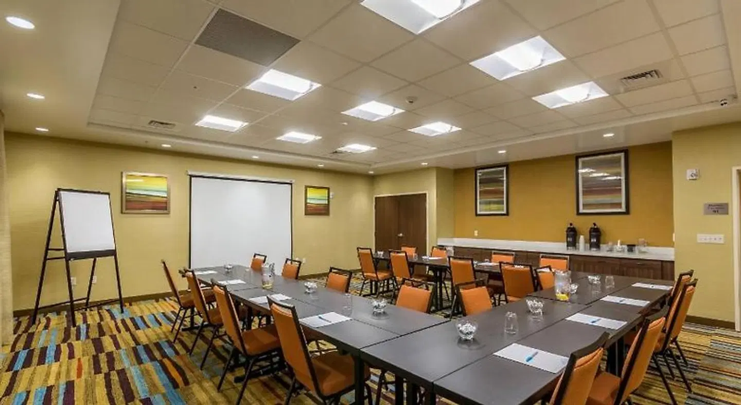 Fairfield by Marriott Inn & Suites Butte Konferenz