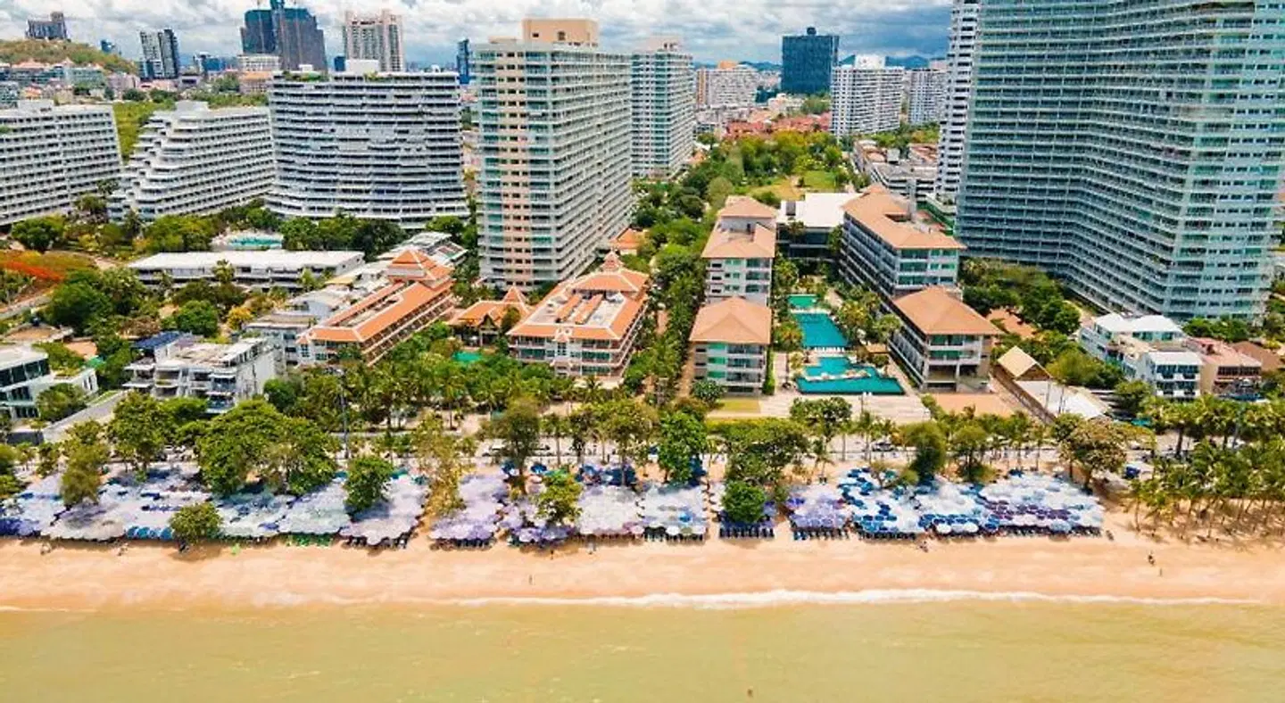 Welcome World Beach Resort & Spa EXTERIOR